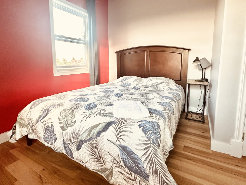 bedroom2 (2)