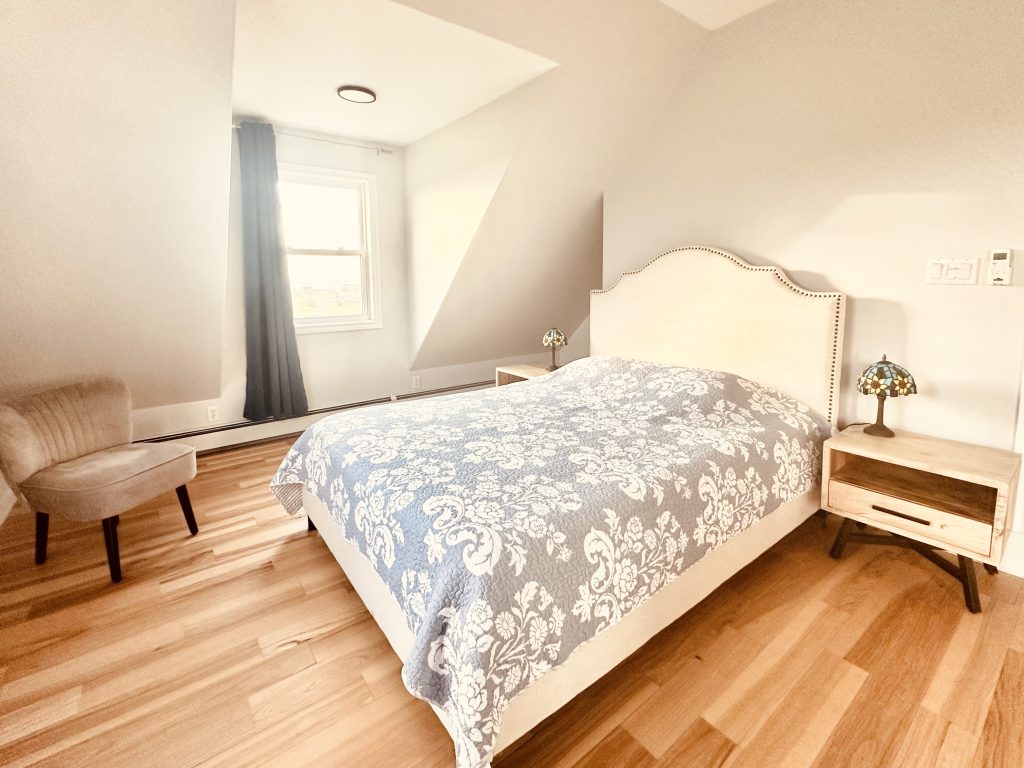 bedroom3 (2)
